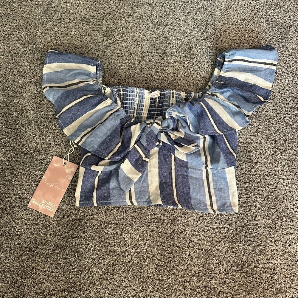 SIMPLY BLESSED S Denim Linen Cropped Striped Smocked Top Bow Tie Front R $65 NWT - Picture 4 of 13